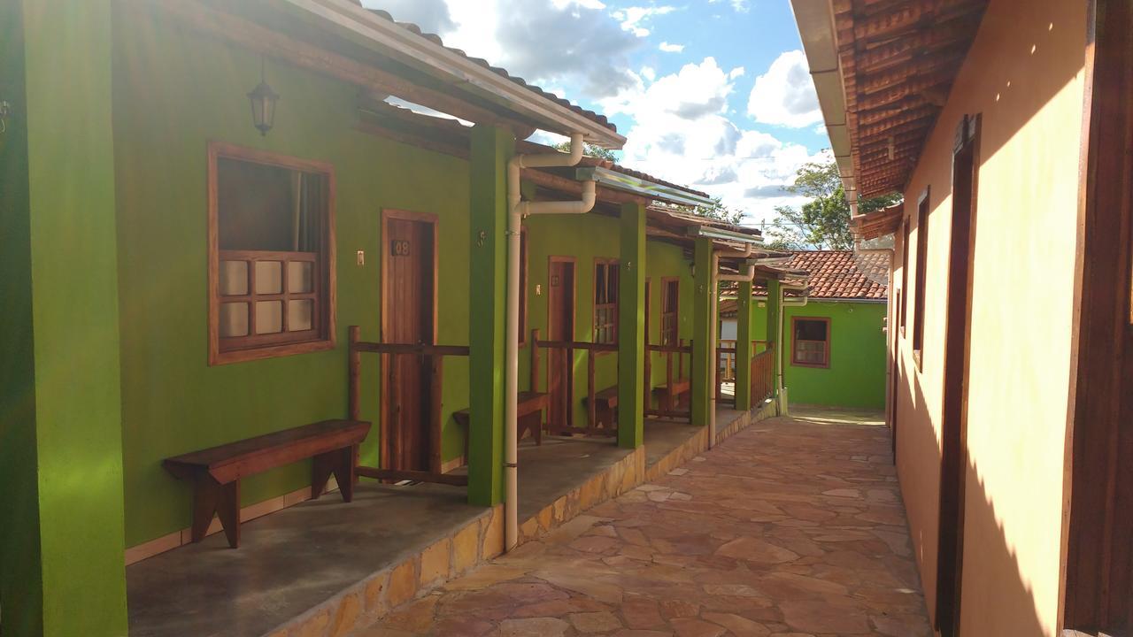 Pousada Recanto Das Pedras São Gonçalo do Rio das Pedras Exterior photo